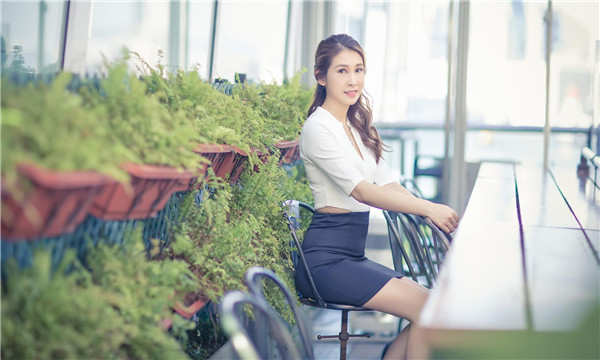 河北招聘女人生孩子,想找一个女性生孩子给报酬